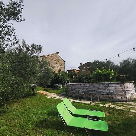 Apartma Baladur Brezovica pri Gradinu Esterno foto