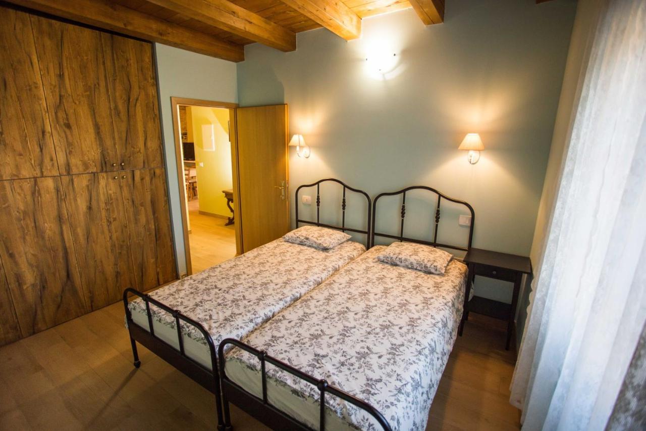 Apartma Baladur Brezovica pri Gradinu Esterno foto